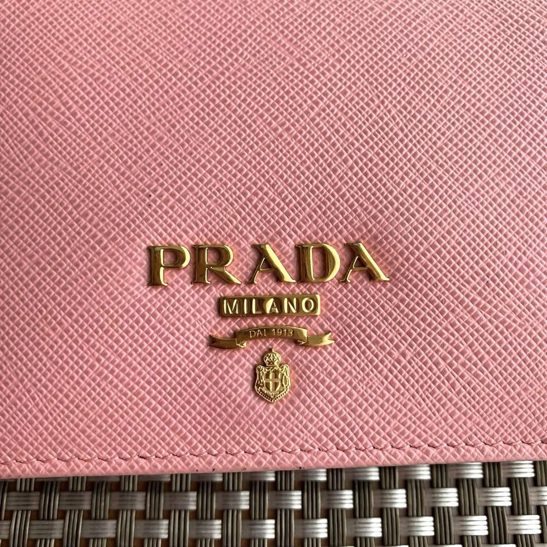 プラダ　PRADA サフィアーノレザー　財布　ピンク