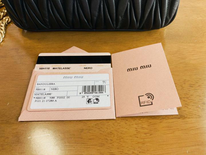 在庫豊富な ✨極美品✨MIUMIU❤︎ショルダーバッグ ナッパレザー 6K7rp-m13571617465 マテラッセ 定番限定品