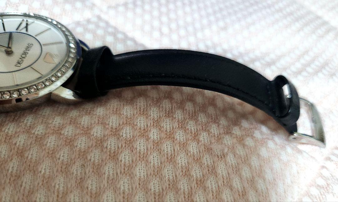 SWAROVSKI　腕時計　デイト