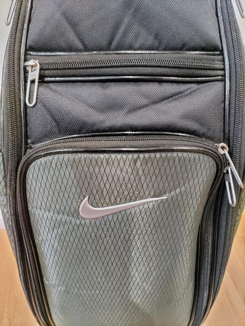 話題の人気 Nike キャディバッグ ブラック/グレー メンズ ゴルフバッグ・キャディバッグ