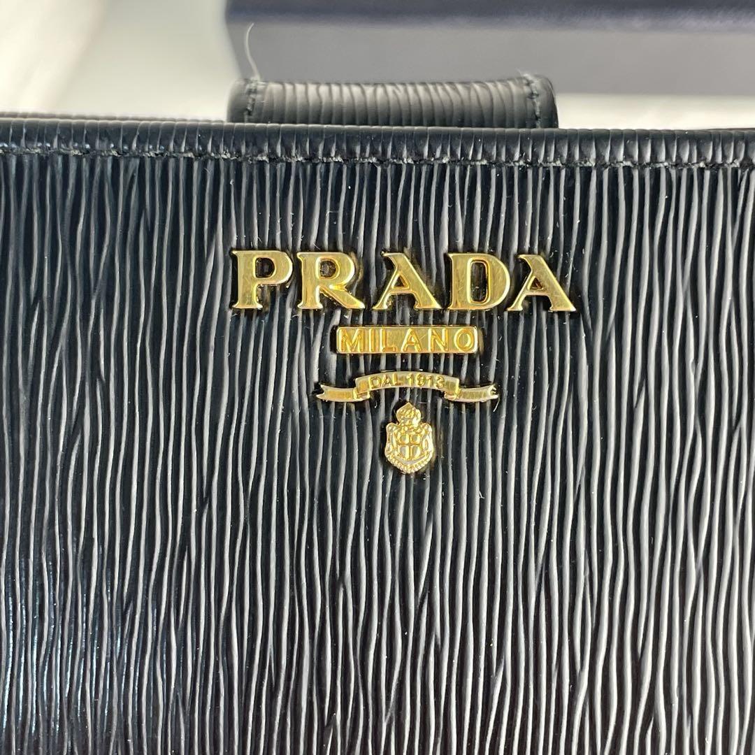 ✨極美✨付属品✨ PRADA プラダ 二つ折り財布 レザー 黒 1ML018