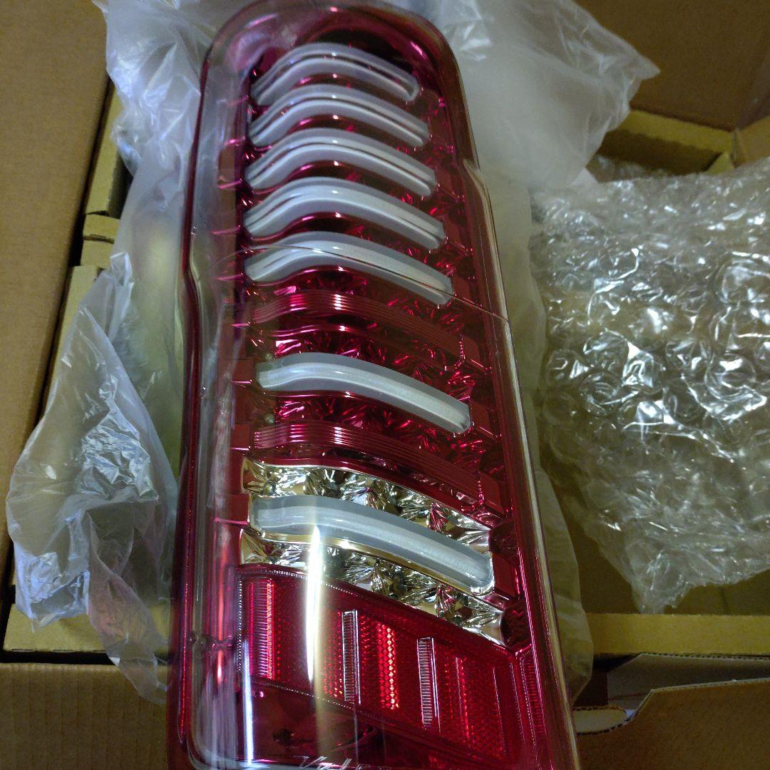 キャラバン　ヴァレンティ ジュエルLEDテールランプ　テールランプ