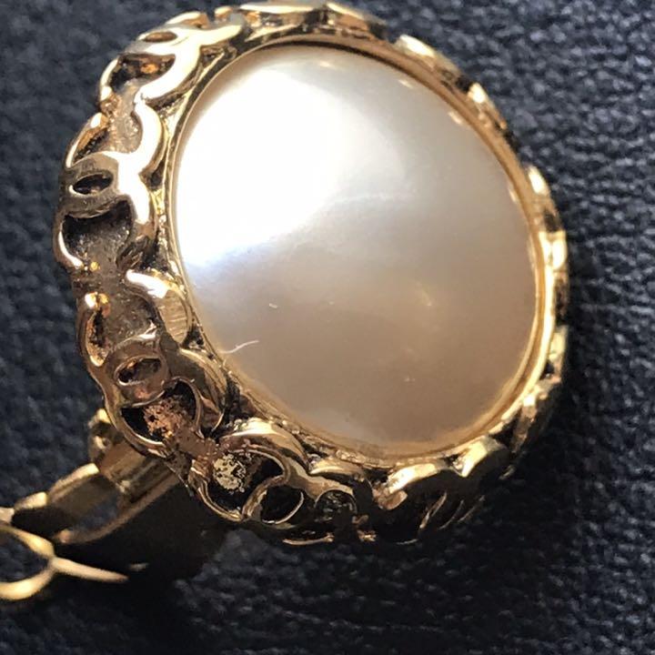ークゴール CHANEL パールイヤリング NDznx-m13600990733 ヴィンテージ くすみ