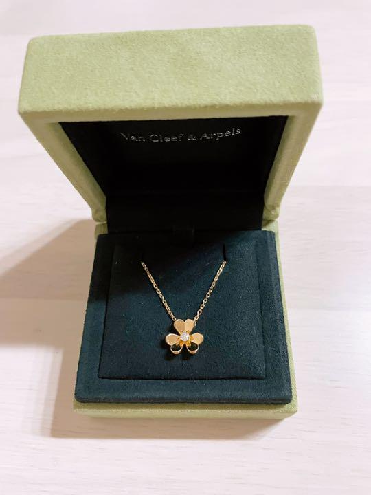 Van Cleef & Arpels フリヴォル ミニ ネックレス YG