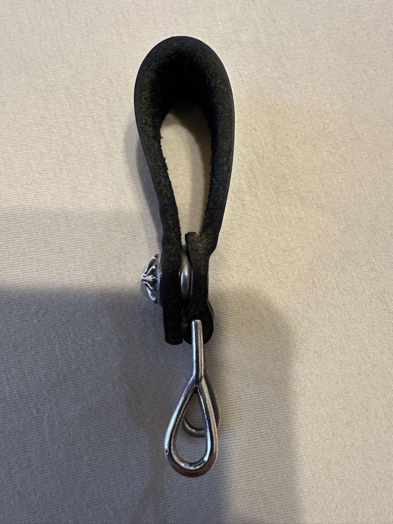 CHROME HEARTS クロムハーツ ベルトループ クロスボタン レザー