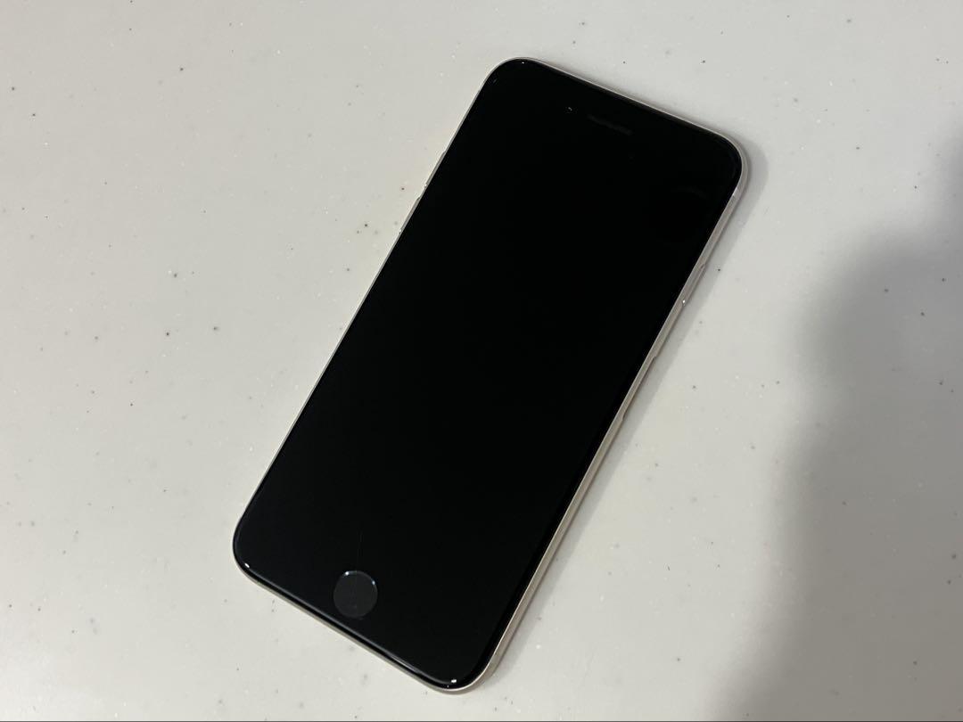 iPhone SE3 3rd 2022 本体