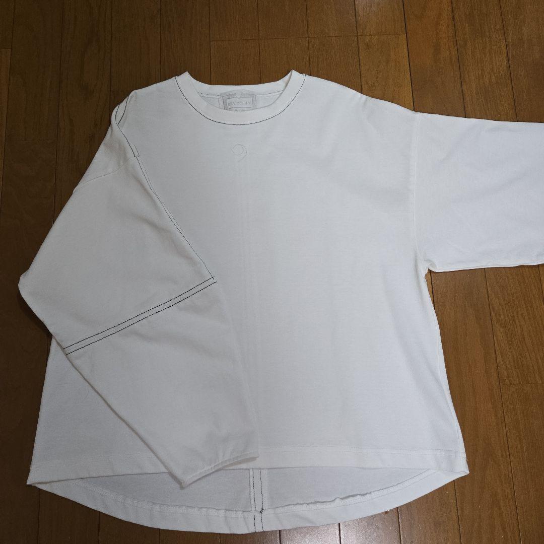 BEARDSLEY ホワイト 五分袖 Tシャツ