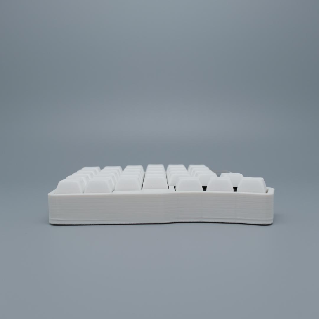 贅沢 新品】Keyball61 (改) 有線 自作キーボード Vial対応 - メルカリ キーボード