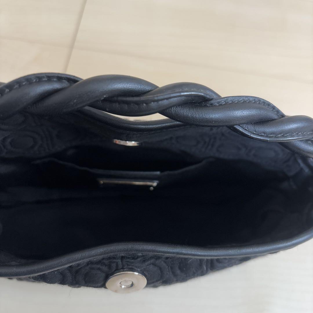 Ferragamo バック
