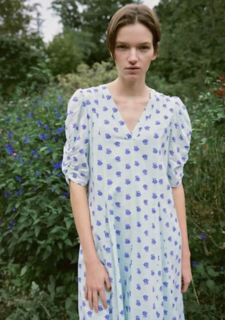 ヌキテパ ワンピース 今期 Cotton Jacquard Lily Print Shirring Dress | Pasand by ne
