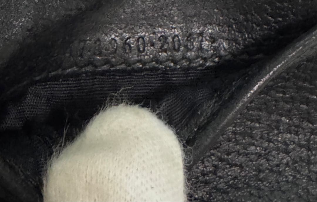 グッチ 折り財布 GGマーモント ゴールド金具 ブラック