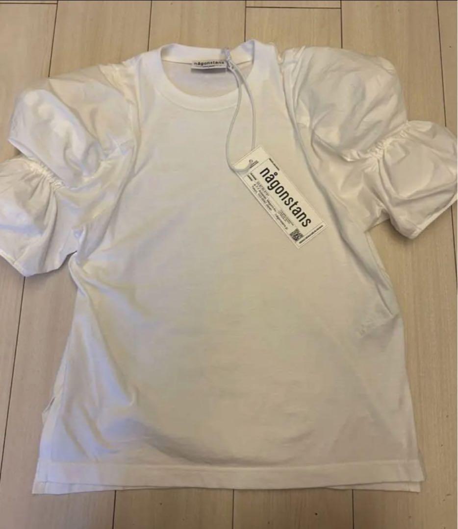 新品タグ付き nagonstans パフt－shirt