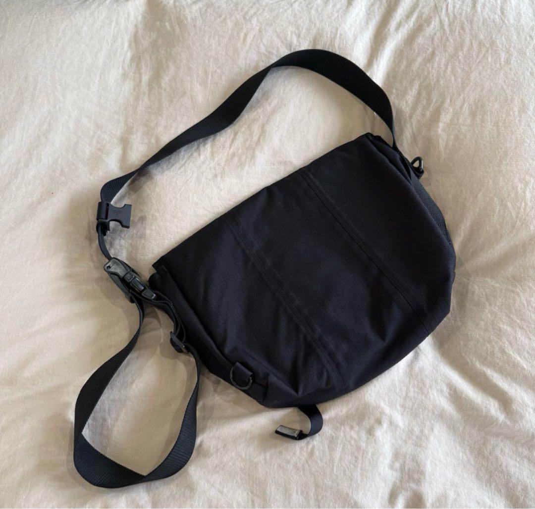 ［超美品］timbuk2 classic messenger bag black