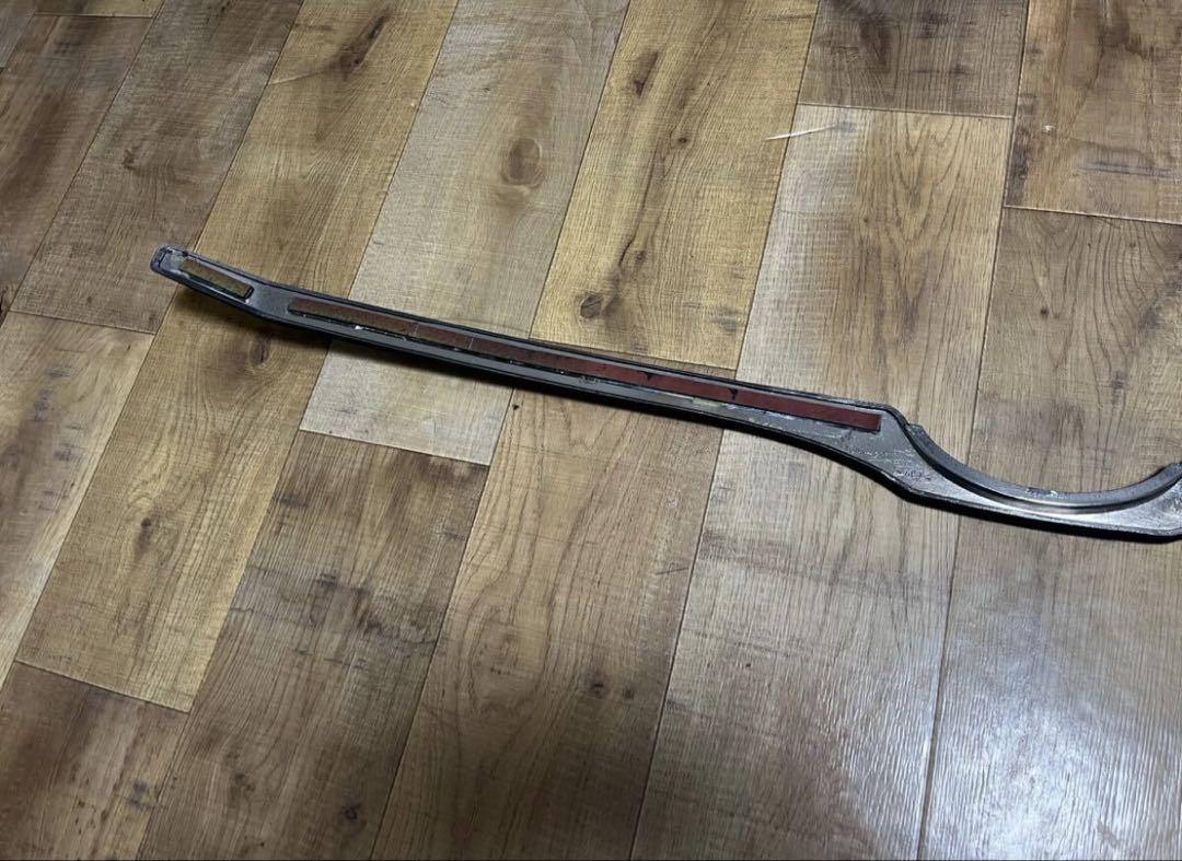 ハイエース200系 ワイドボディ用 ボンネットモール ラプターライナー施工品