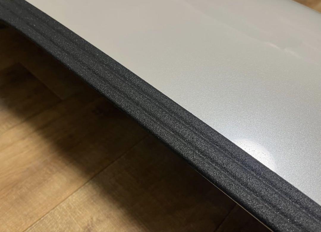 ハイエース200系 ワイドボディ用 ボンネットモール ラプターライナー施工品