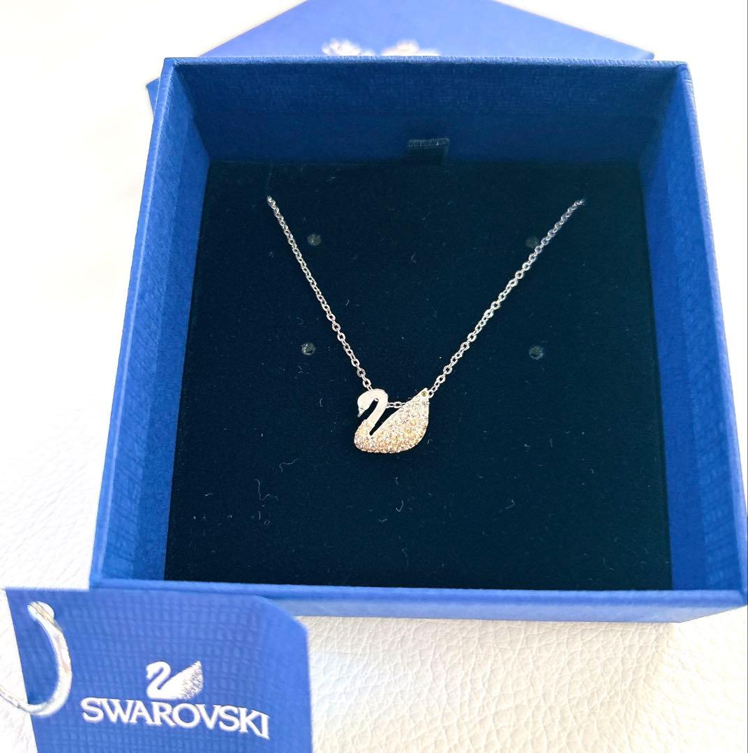 未使用級♡スワロフスキー SWAROVSKI スワンネックレス ペンダント