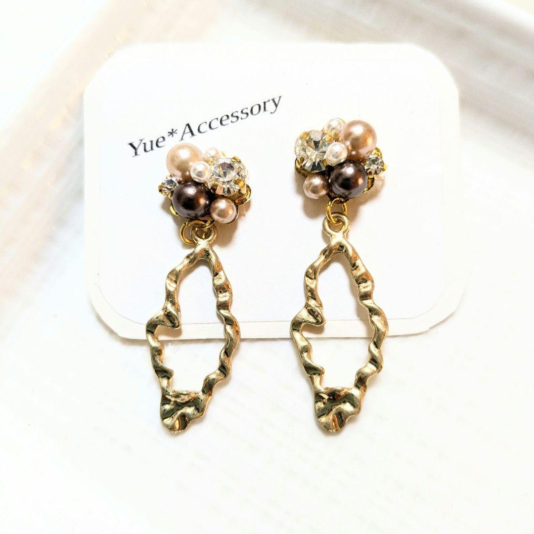 W-218 ハンドメイド☆ビジューピアス／イヤリング - メルカリ
