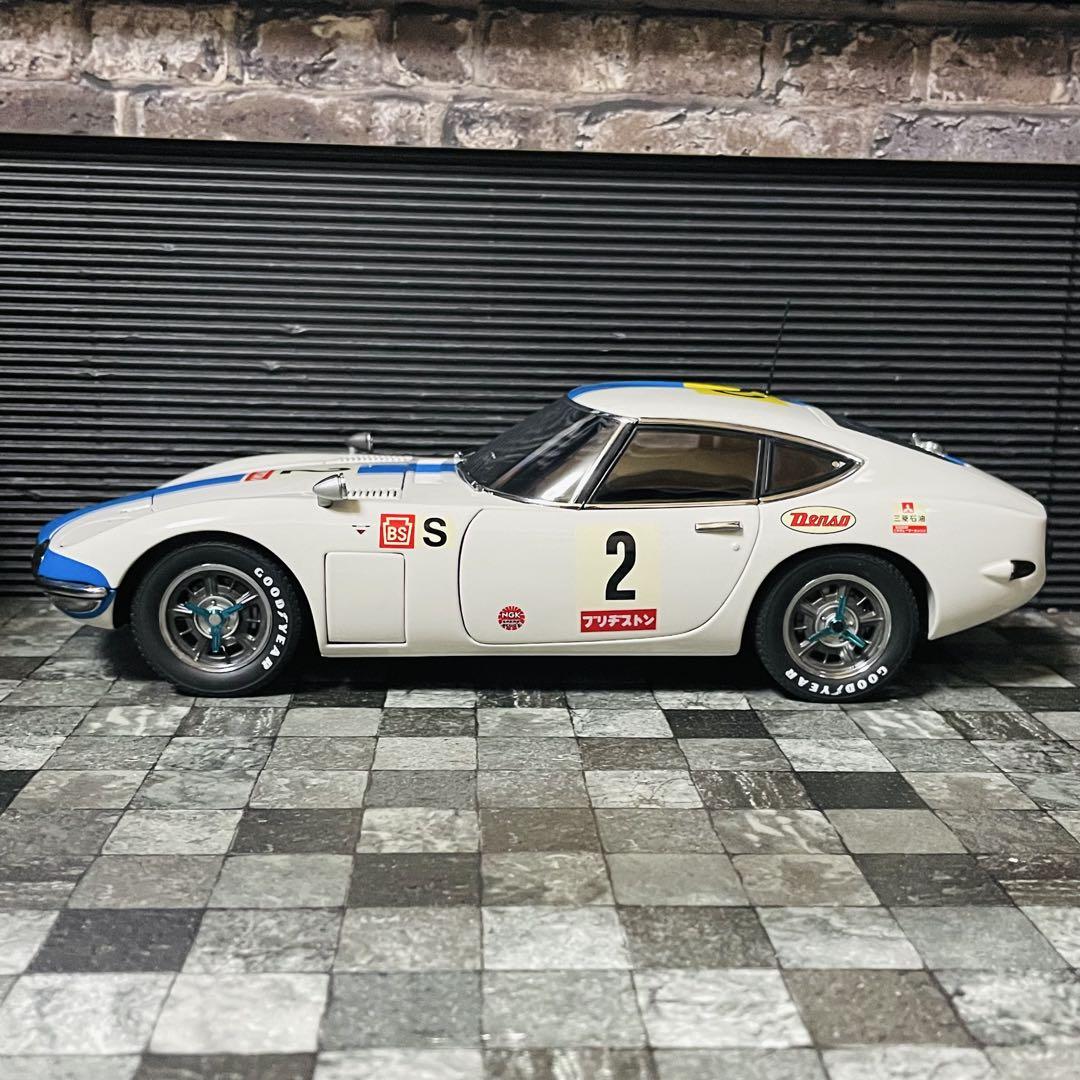1/18 AUTOart トヨタ 2000GT 富士24時間耐久レース 1967
