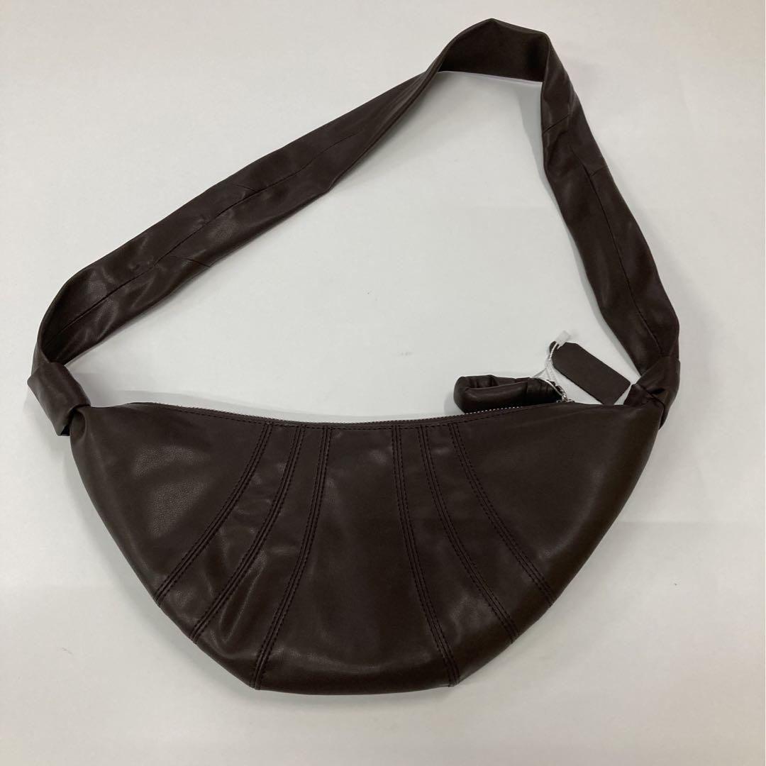 バッグ LEMAIRE SMALL CROISSANT BAG/DC