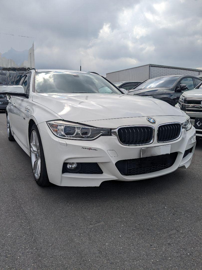 BMW320d Mスポーツ平成25年式