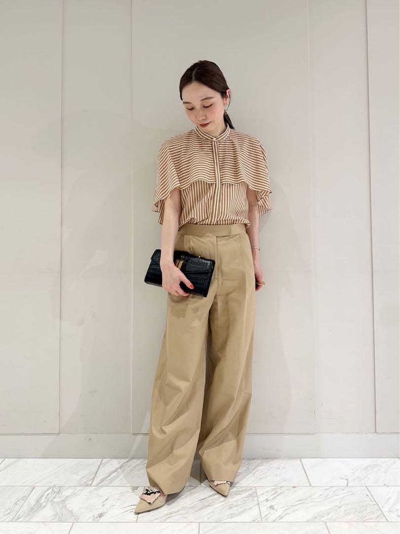 トゥモローランドコレクションコットンタックワイドパンツ36Mキャメル