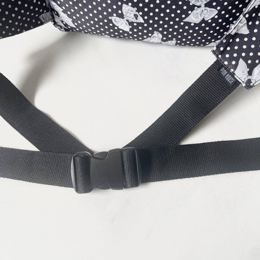 極美品 ピンクハウス 水玉りぼんプリントウエストバッグ ボディバッグ ブラック 極美品 ピンクハウス 水玉りぼんプリントウエストバッグ ボディバッグ ブラック