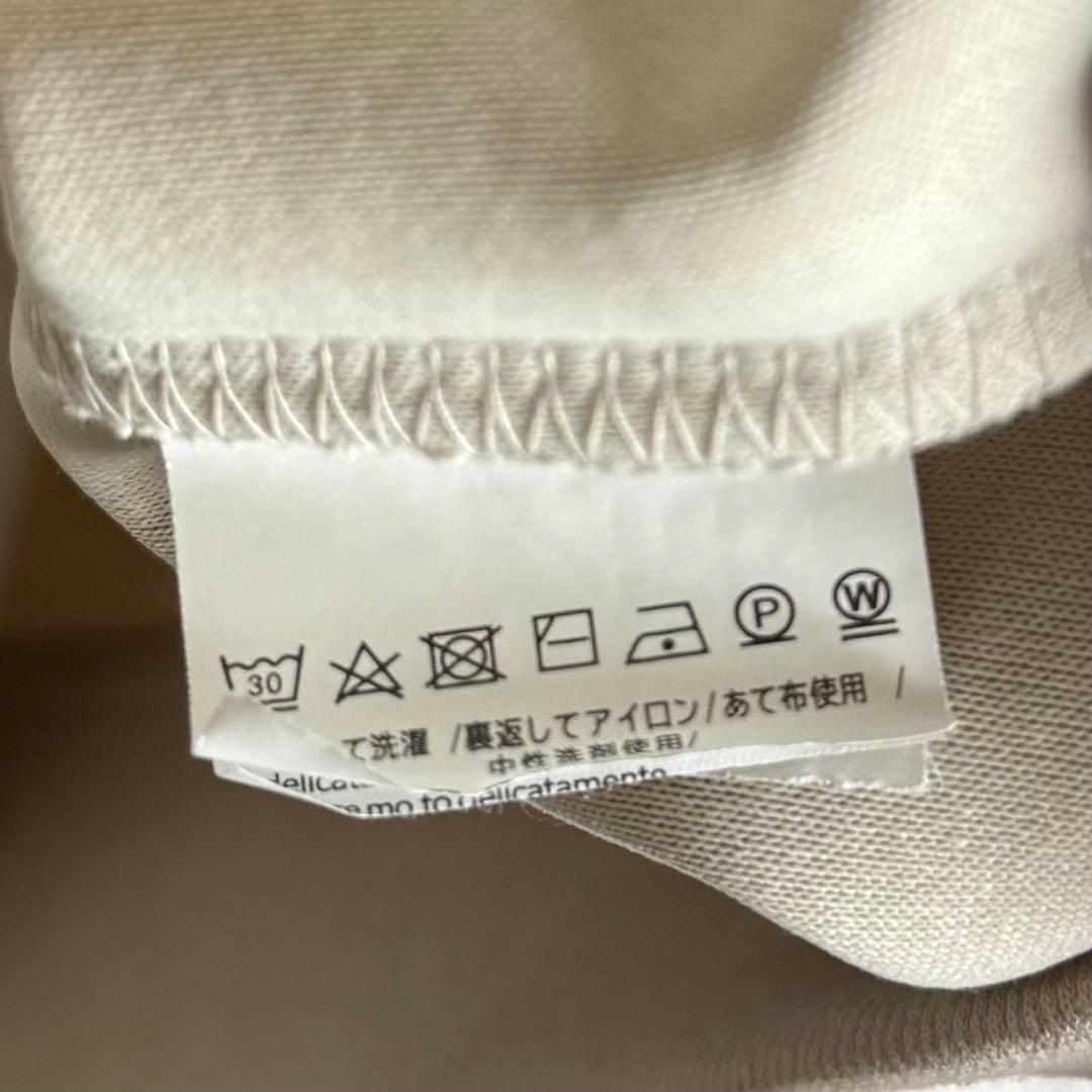 センター刺繍ロゴ入りパーカー