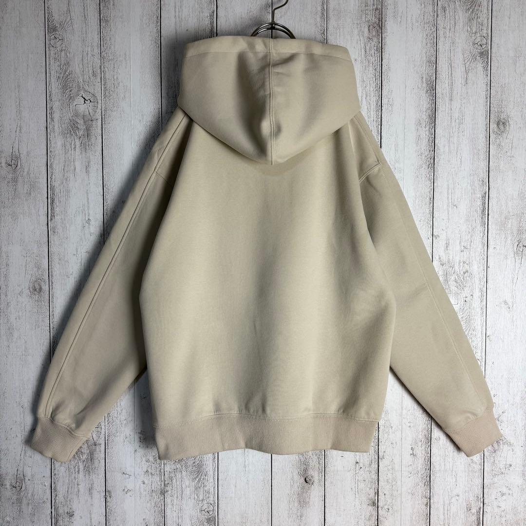 6033 マックスマーラ‪