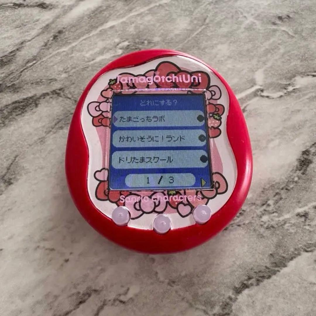 【極美品】たまごっち ユニ サンリオ カバー3つもお付けします！