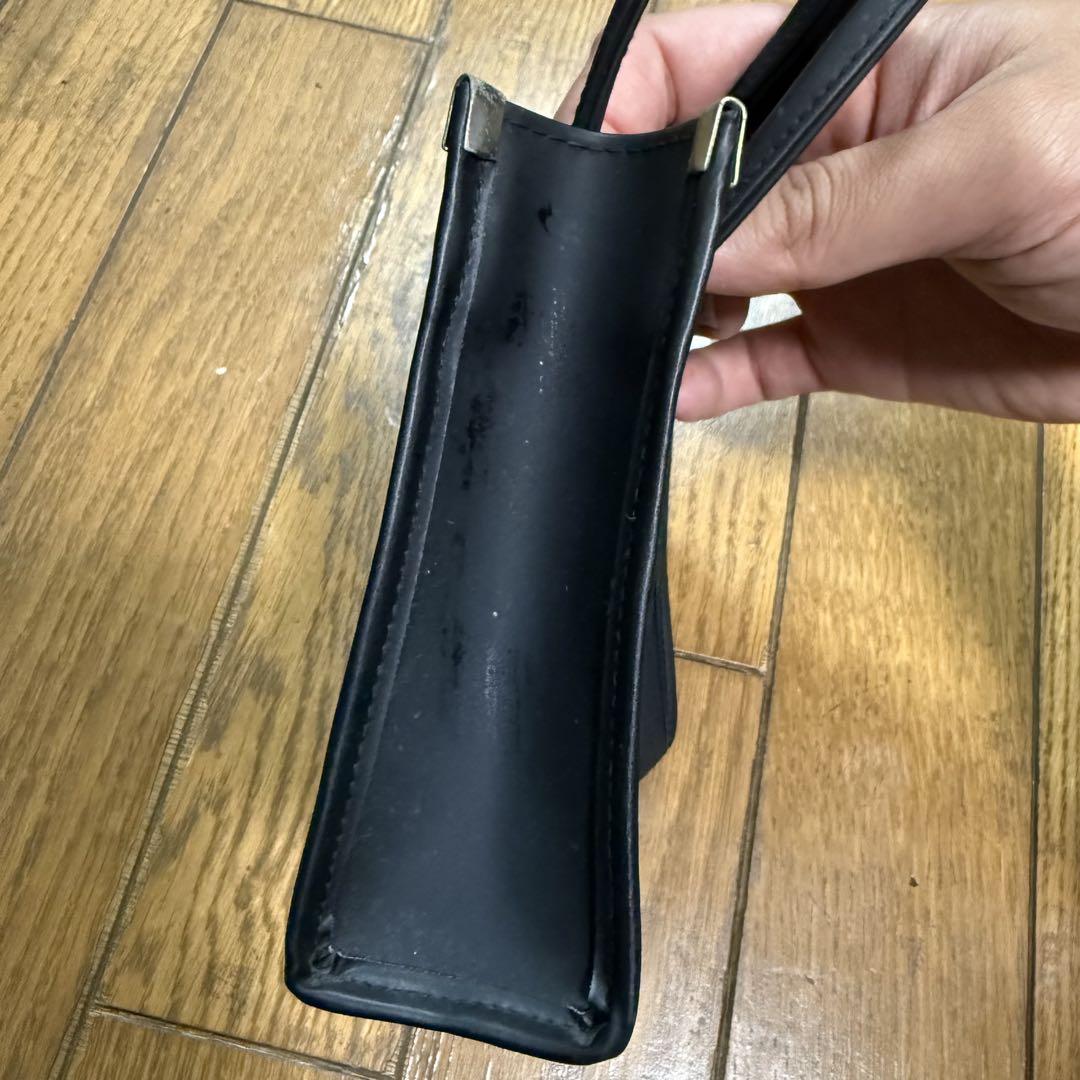 FENDI ブラックレザー　ミニバッグ