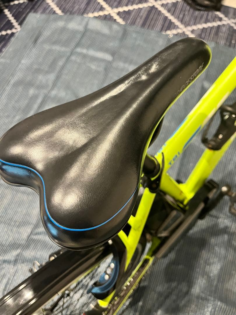 TB1e ライムグリーン