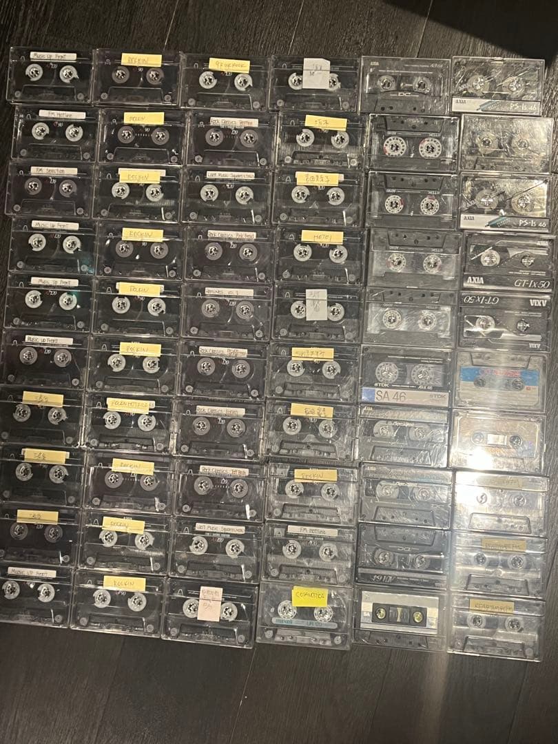 カセットテープやや傷や汚れあり
