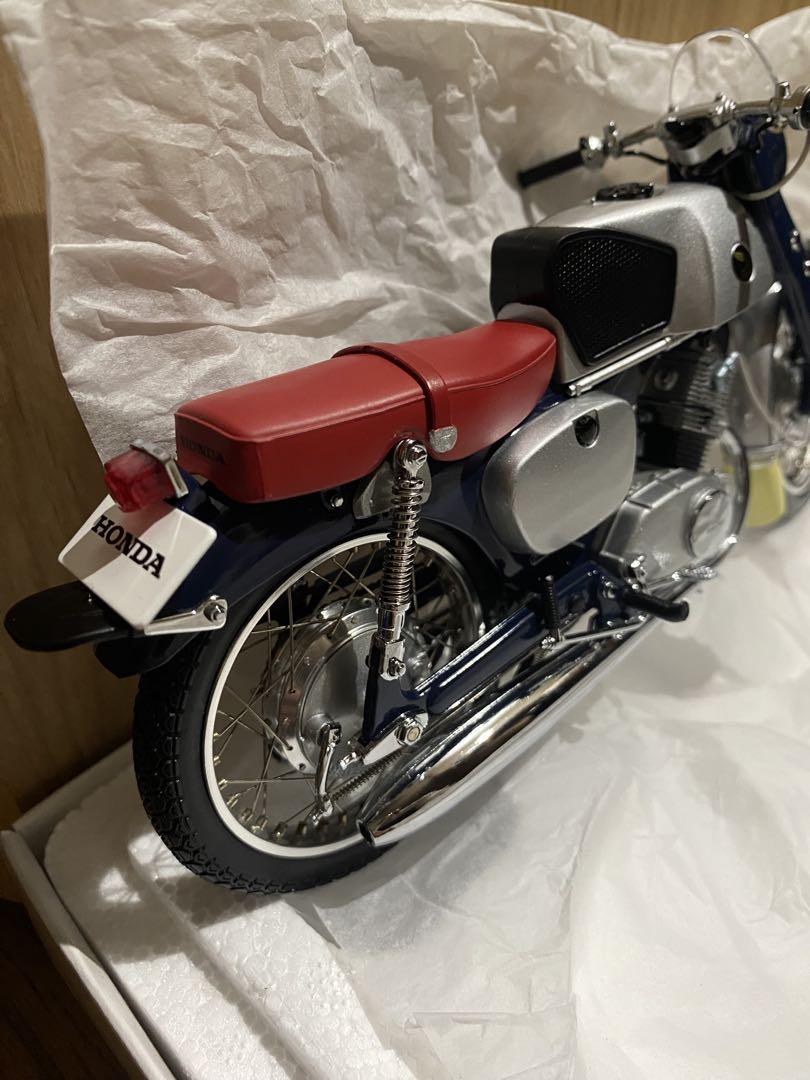 EBBRO Honda CB92 1/10スケールモデル
