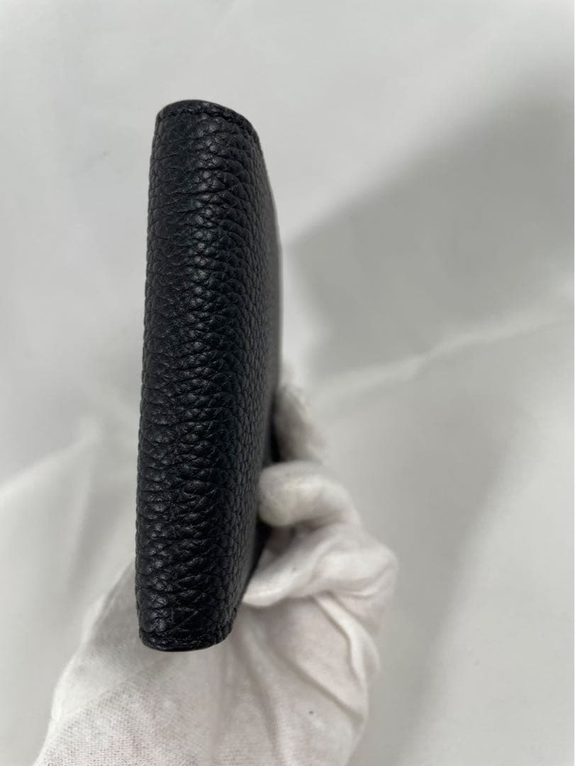 トムフォード 二つ折り財布