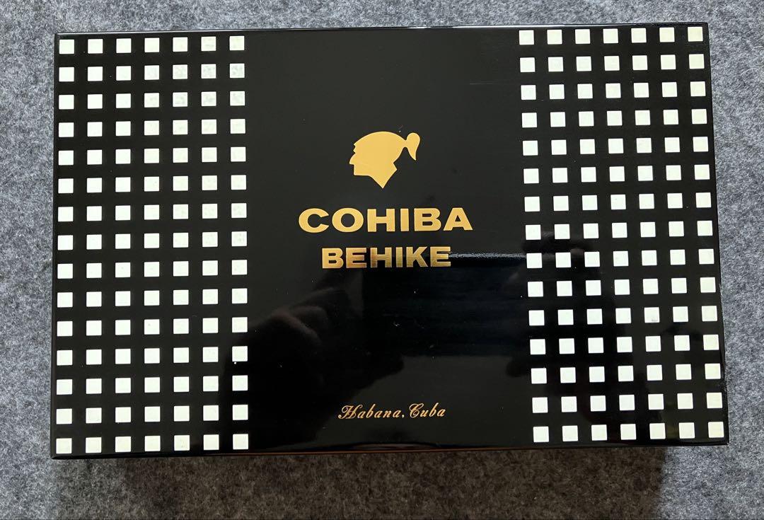 COHIBA BEHIKE 52　木箱