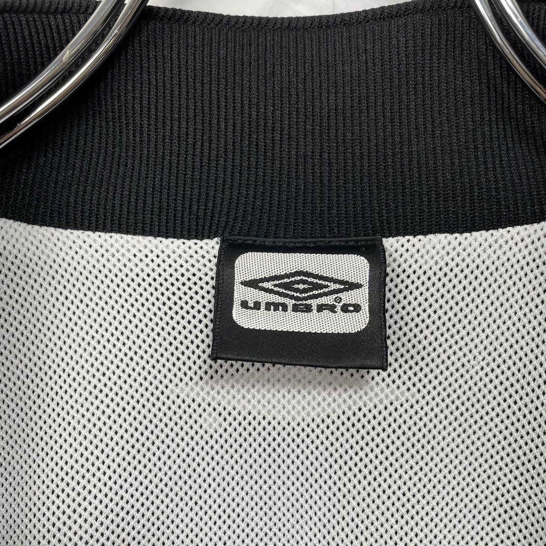 UMBRO アンブロ　ナイロン ジャージ　ワンポイント刺繍ロゴ　ブラック