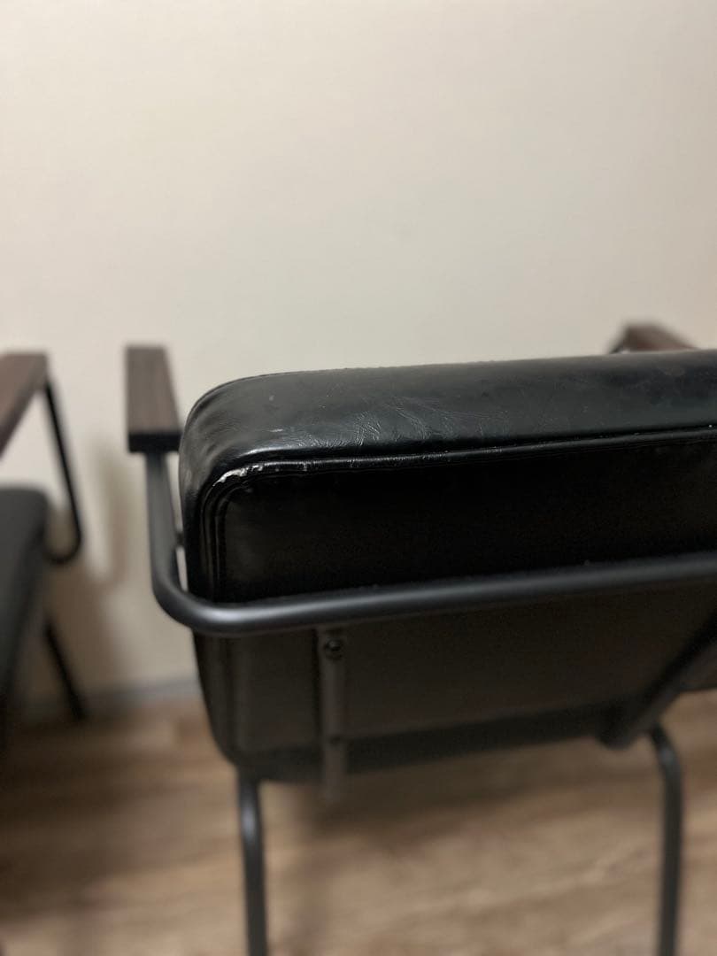 黒い合成皮革椅子 2脚セット LOWYA 1人掛けソファ ヴィンテージ 椅子 WWW_NOITHATQUANGTHANH_NET