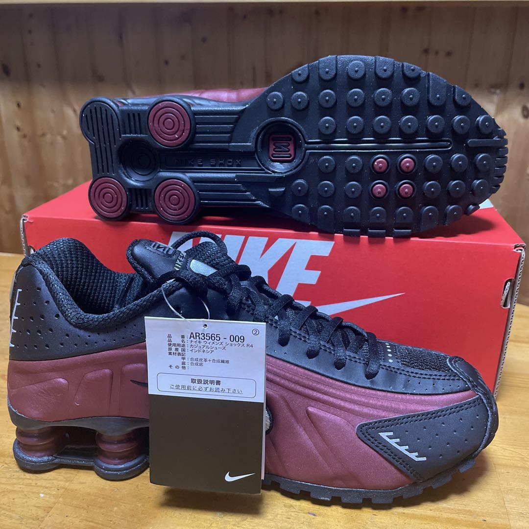 Nike Women's Shox R4 レディースサイズ25.5センチ