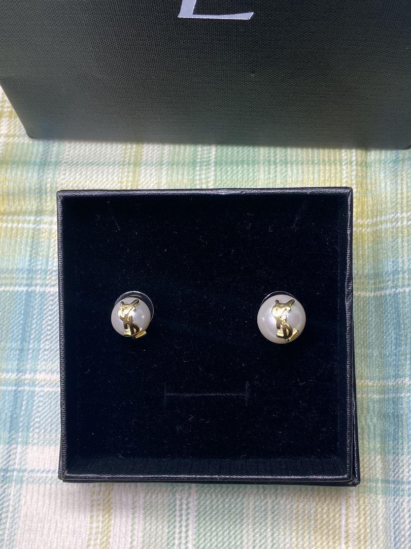 オシャレ サンローラン　ピアス