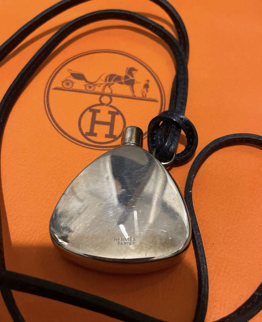HERMES シルバー香水パフュームペンダントネックレス