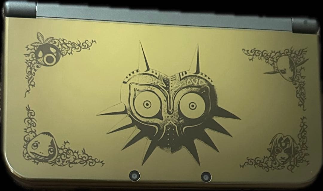Newニンテンドー3DS LL 本体　ゼルダの伝説 ムジュラの仮面