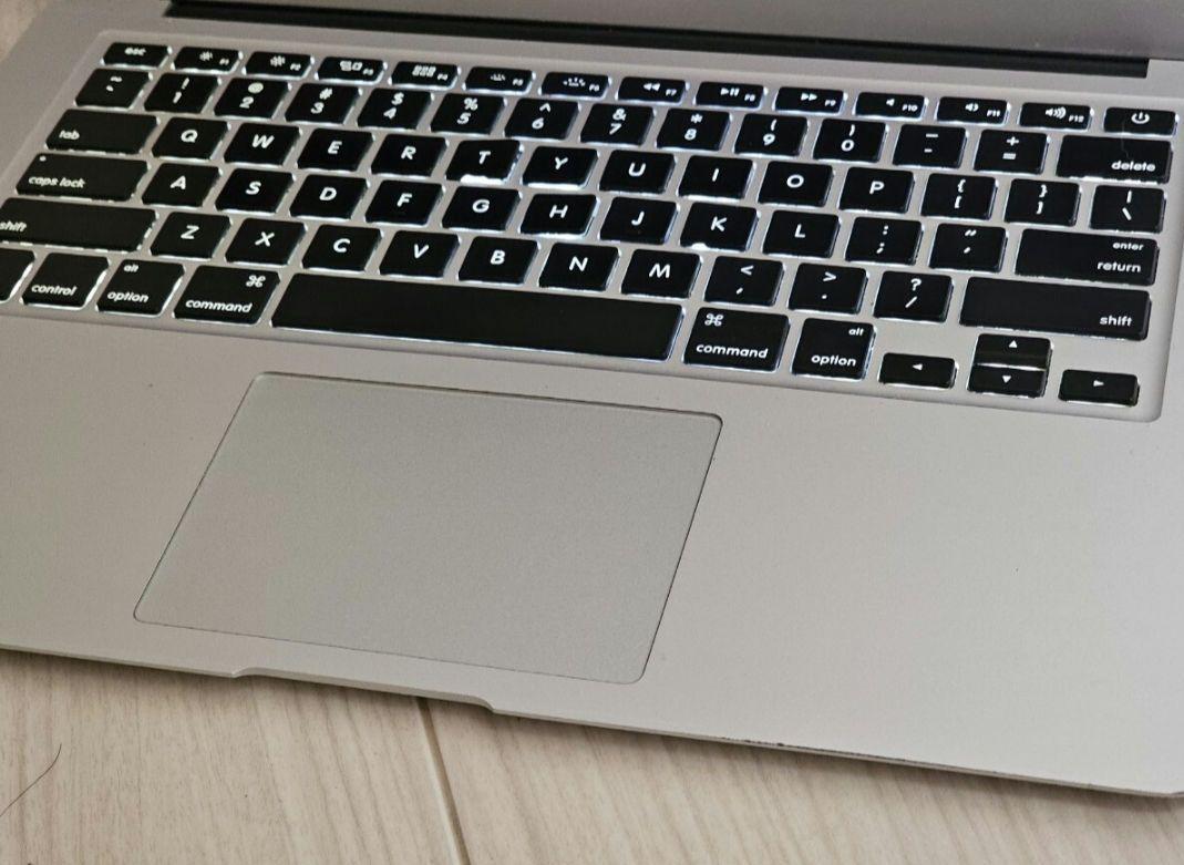 Apple MacBook Air (2015) 本体　ジャンク MacBook air 2015 ジャンク MacBook本体