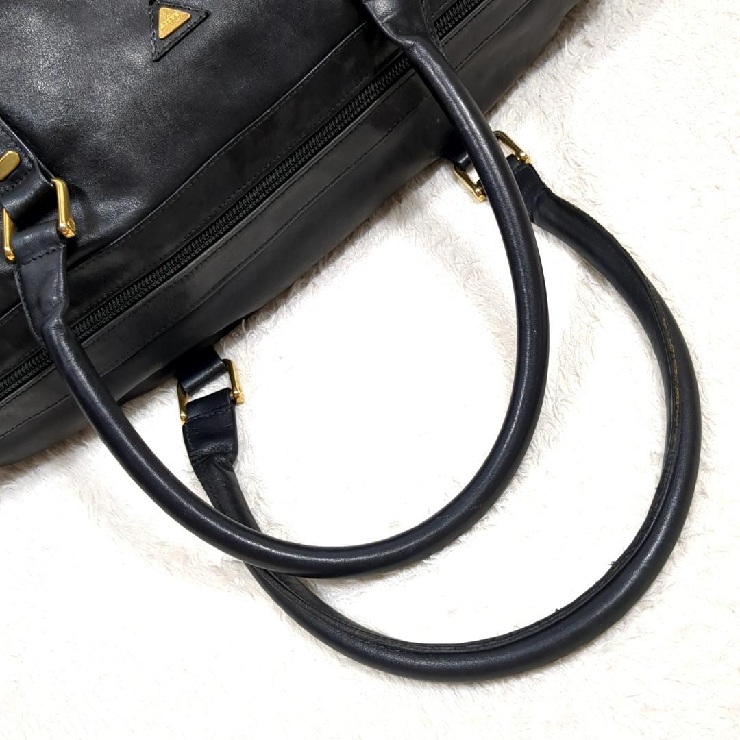 BALLY ボストンバッグ ブラック ロゴプレート オールレザー 肩掛け可