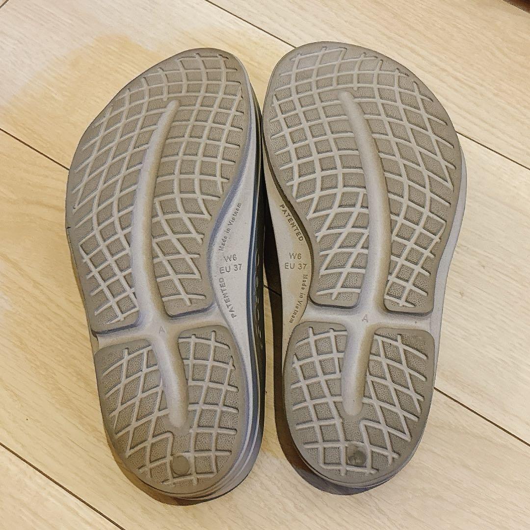 ウーフォス ウーメガ OOFOS OOmega W6 EU37 23 23.5