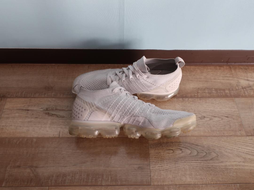 人気 NIKE