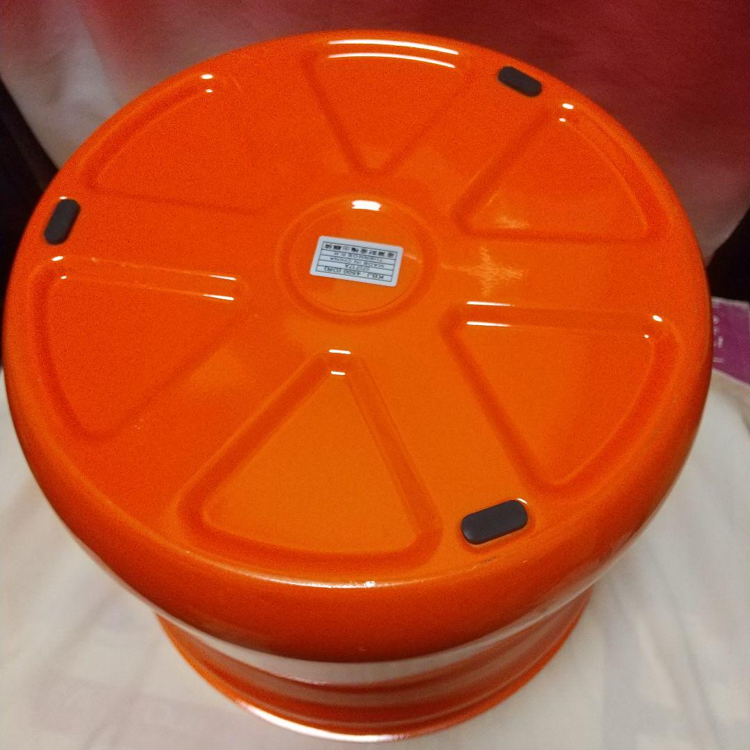 THERMOS