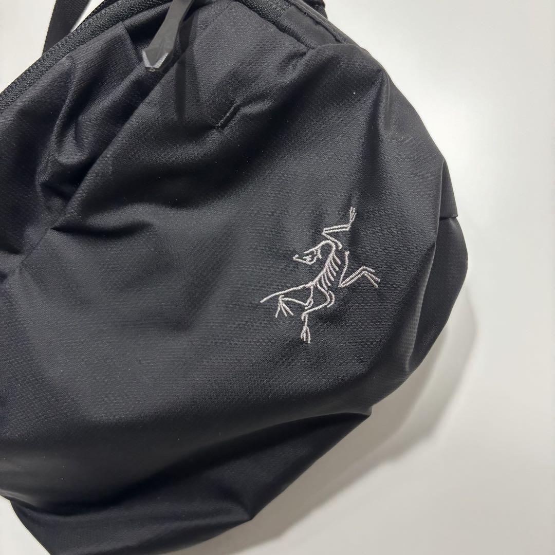 ARC'TERYX アークテリクス HELIAD6L サコッシュ