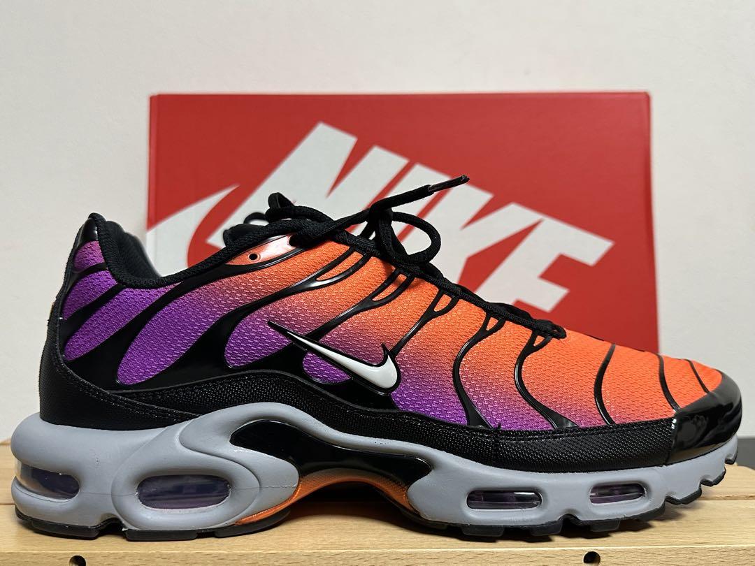 【新品未使用】NIKE air MAX plus (32cm)