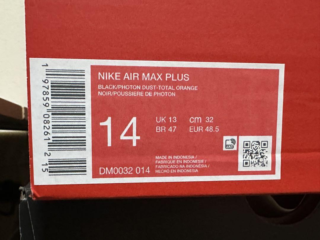 【新品未使用】NIKE air MAX plus (32cm)