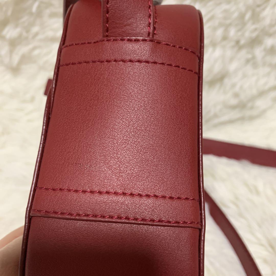 美品！A.P.C. レザーショルダーバッグ ボルドー